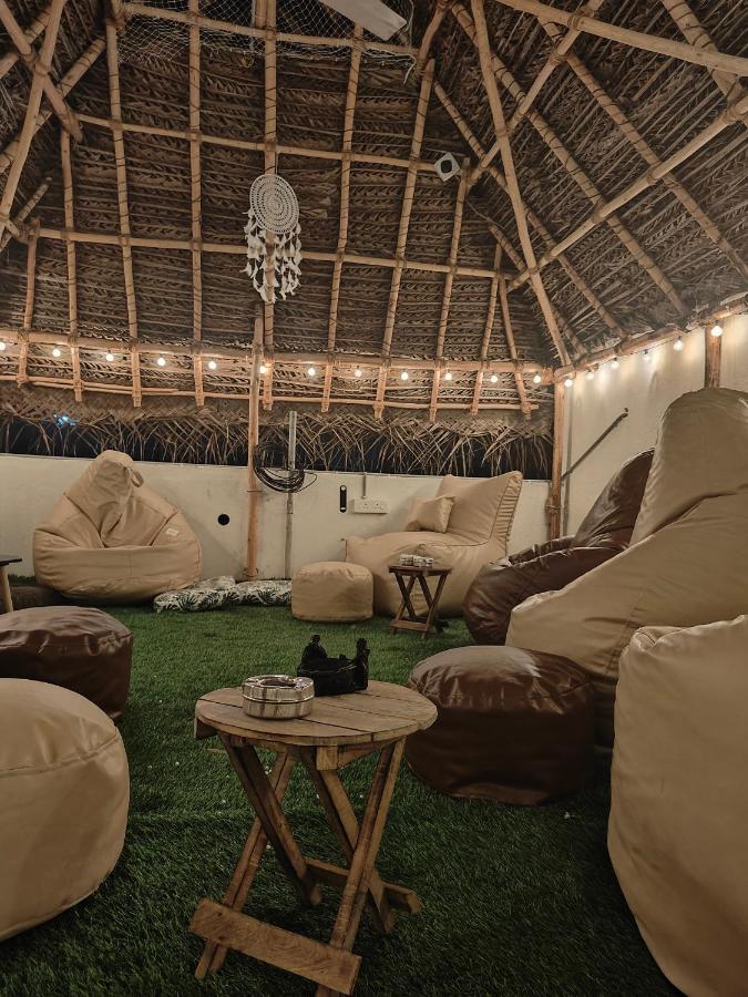 Unpack Hostel Ποντισερί Εξωτερικό φωτογραφία